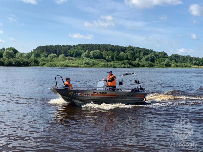 Уровень воды на реке Волхов в Великом Новгороде приблизился к неблагоприятной отметке для судоходства